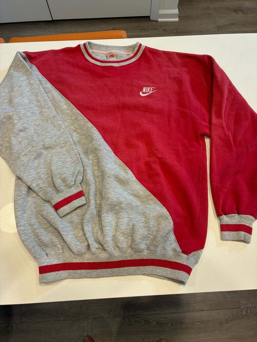 Nike Vintage Sweatshirt Size XL Red Gray Colorblock